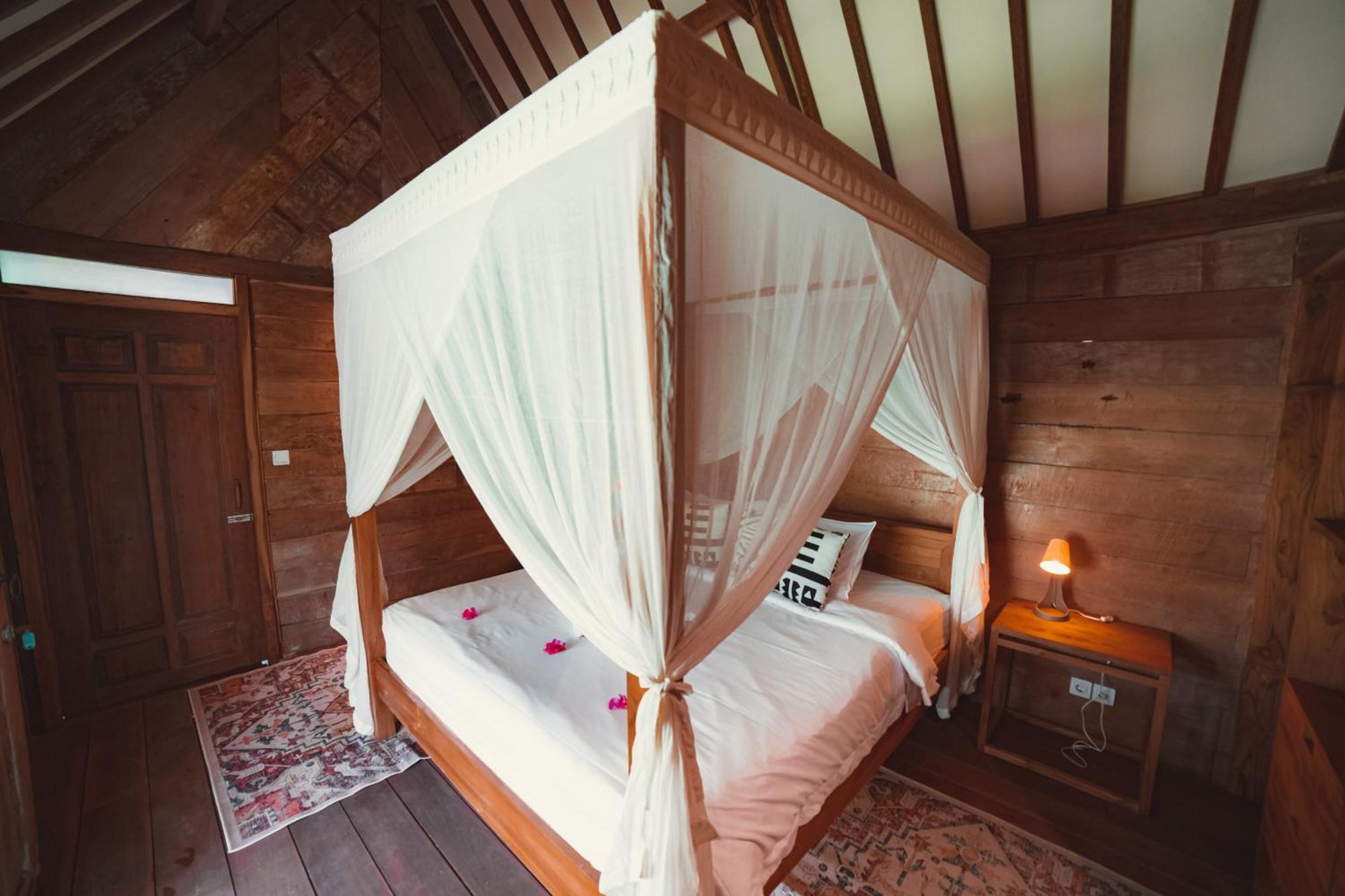 Mangroove Bay Boutique Hostel Banyuwedang Exterior foto